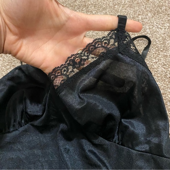 Vintage Deera Black Satin Lace Trim Tank size 34 - Picture 4 of 7